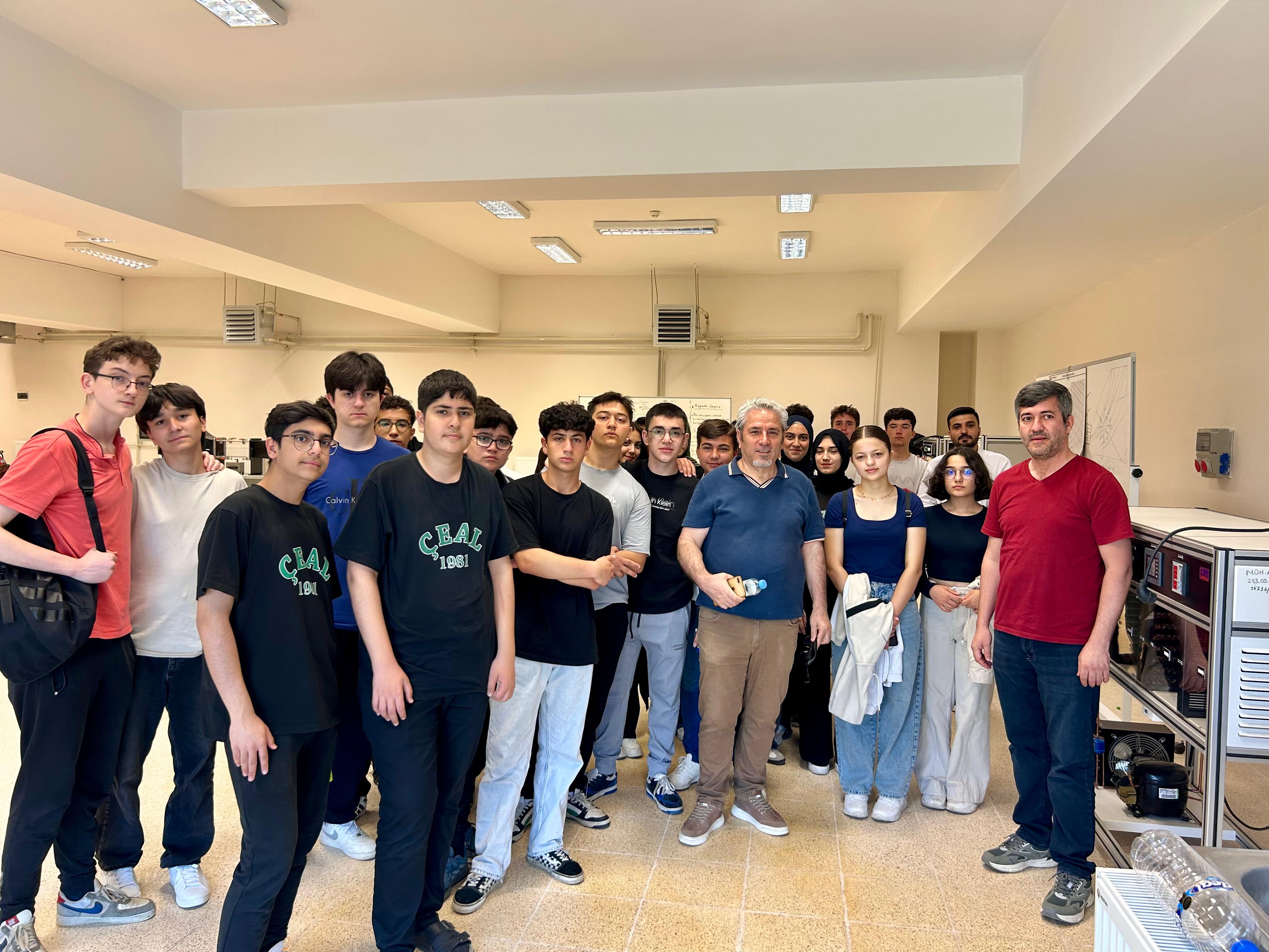 Çukurova Elektrik Anadolu Lisesi öğrencileri bölümümüzü ziyaret etti